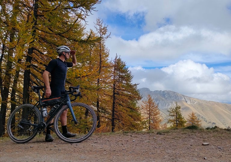 riding-gravel-cover-desktop.jpg riding-gravel-cover-desktop.jpg